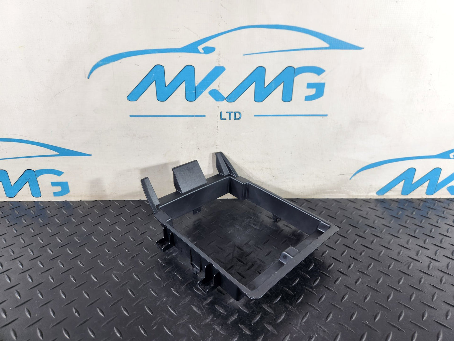 Range Rover Evoque L551 Interior Centre Arm Console Trim K8D2-045A66-A