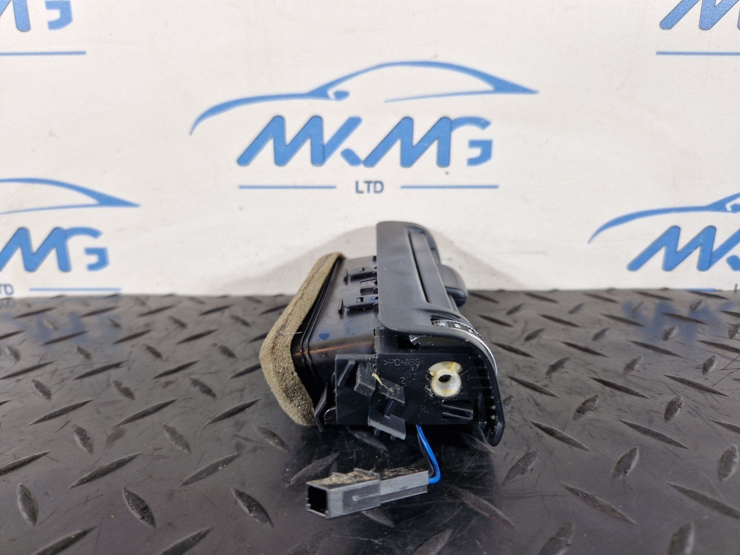 Audi Unknown Part Type 4M2927226A