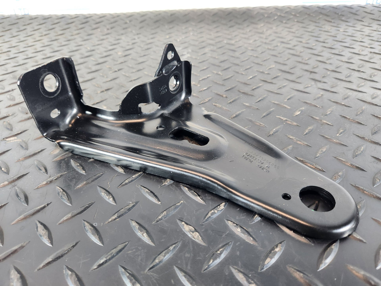 2019 Mercedes-Benz B200d B-Class W247 SUV Mount A2479206800