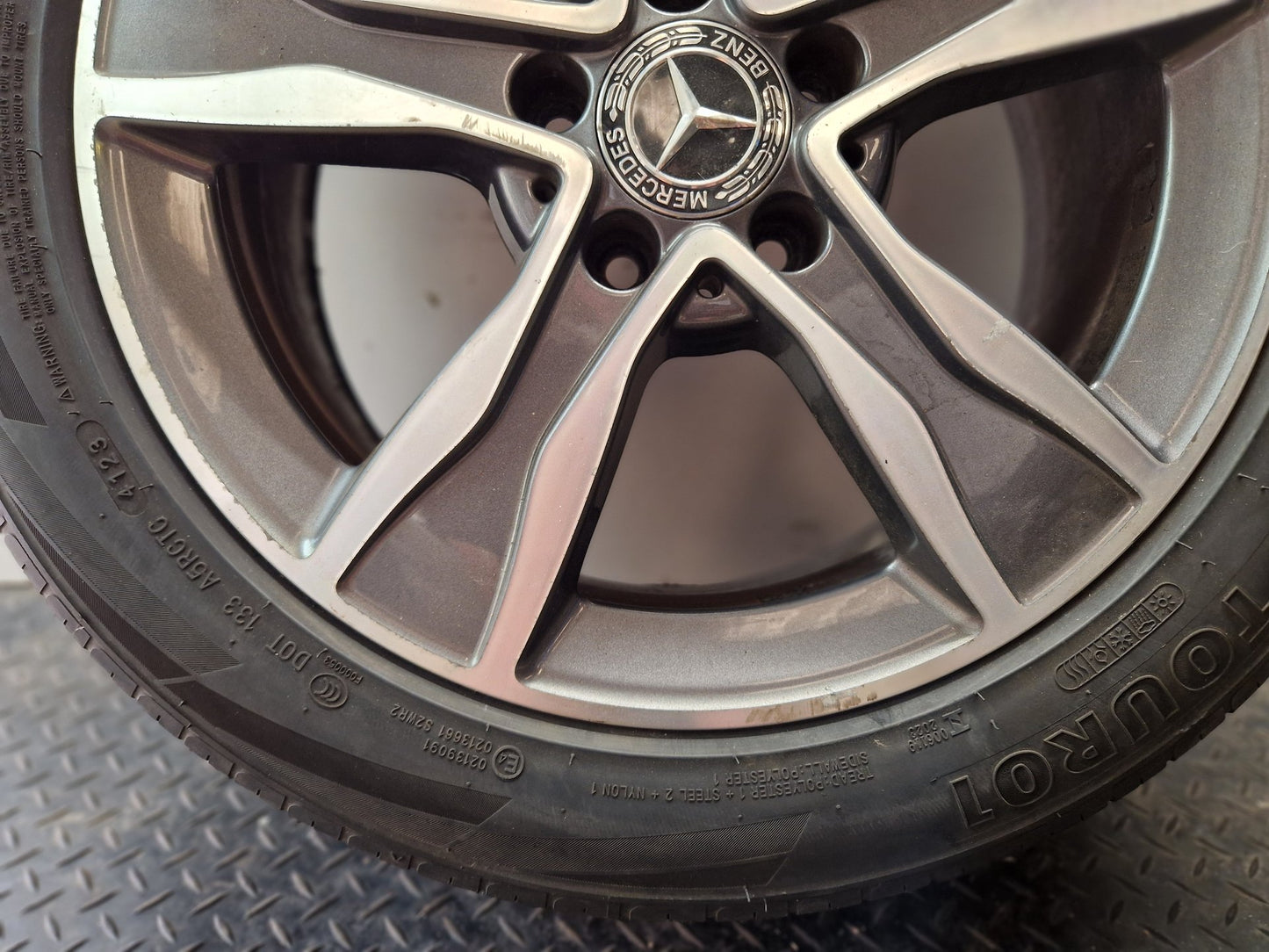 Mercedes-Benz C-Class W205 17" Alloy Wheel with Tyre 225/50/17 ~1mm A2054010800