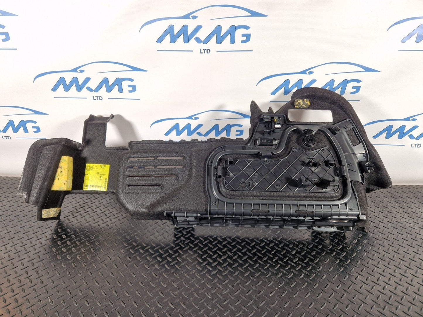 16-24 AUDI A5 F5 CONVERTIBLE REAR LEFT TRUNK BOOT SIDE PNALE TRIM 8W7863879