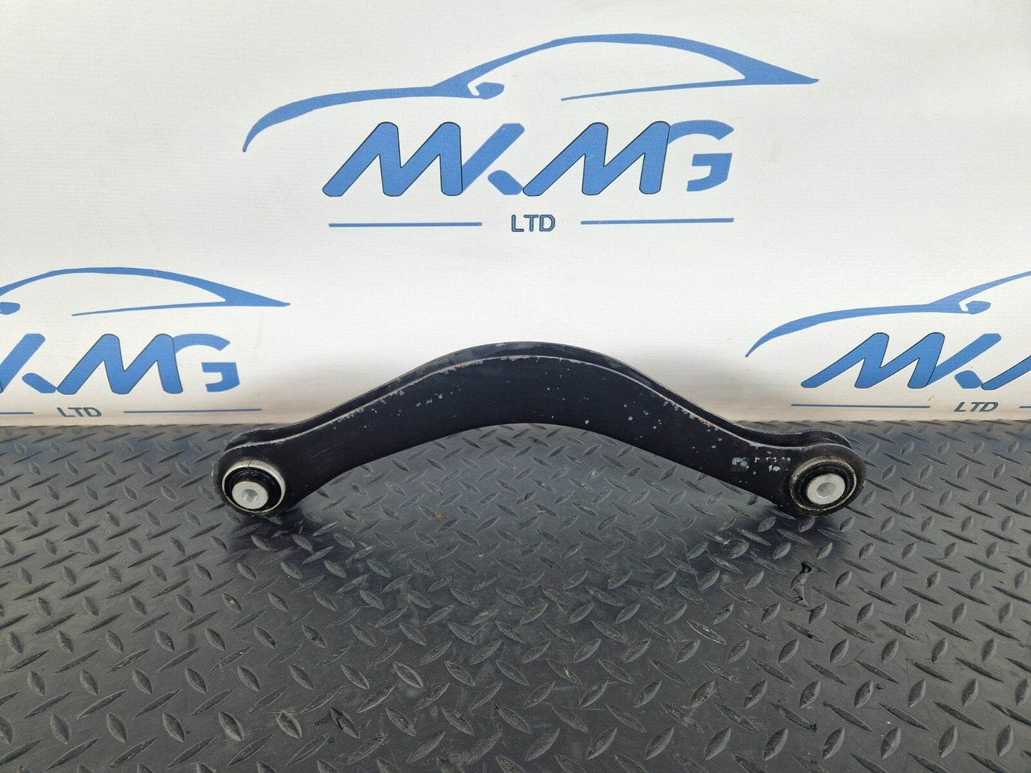 16-19 AUDI A4 AVANT B9 REAR LEFT N/S CONTROL ARM 8W0505397 8W0505371B