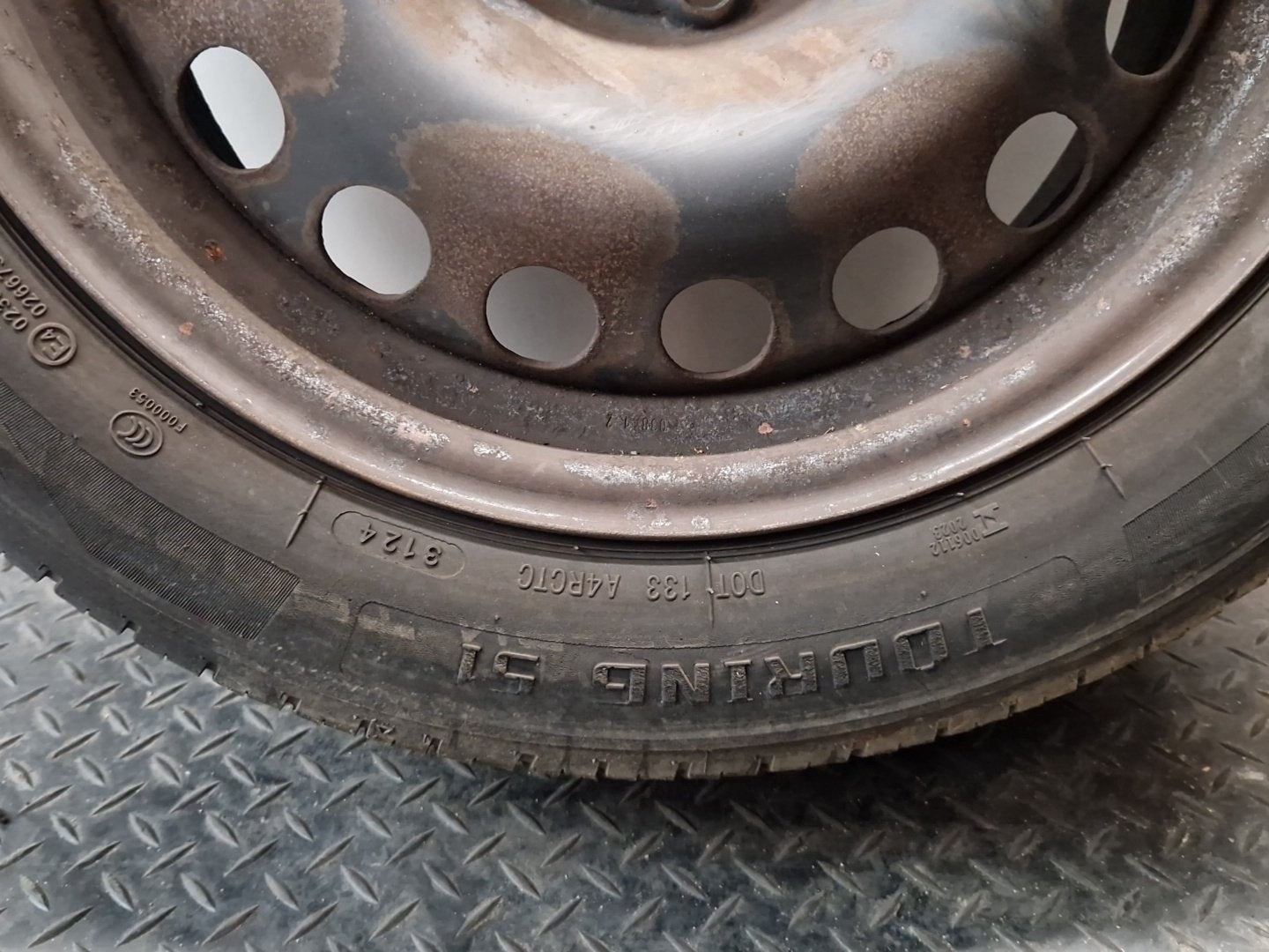 2011 Vauxhall Meriva MK2 (B) (4470) 16" Steel Wheel with Tyre 205/55/16 ~5mm