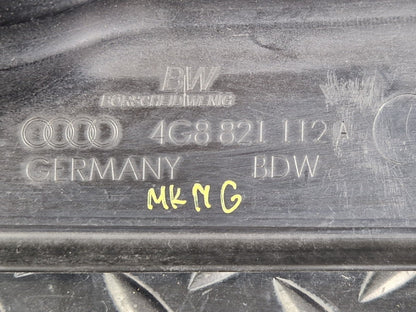 15-18 AUDI A7 4G FRONT RIGHT WING FENDER END SEAL PLATE 4G8821112A