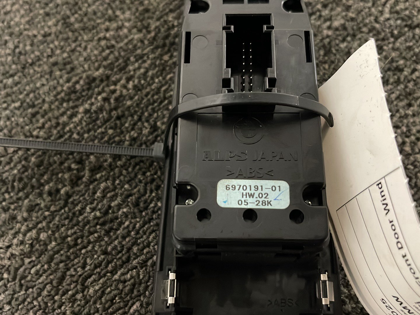 BMW 116i E87 Hatchback Genuine Front Right O/S Window Switch Surround 6970191
