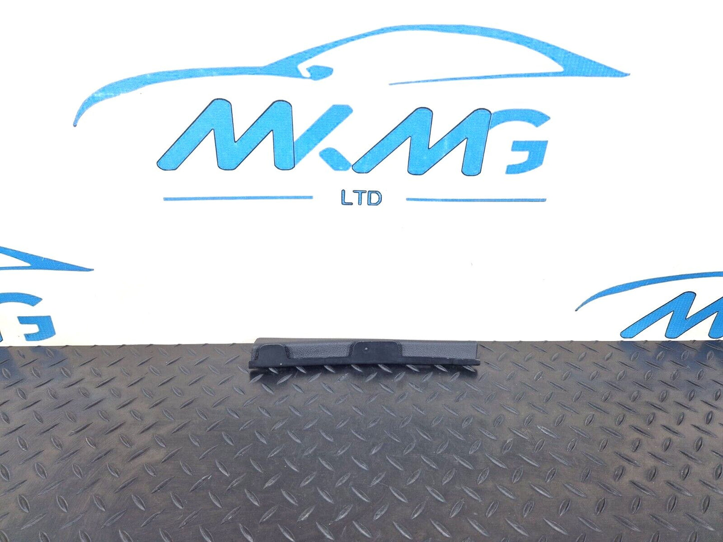 16-19 AUDI A4 B9 LEFT SIDE FRONT A PILLAR TRIM 8W0868203A