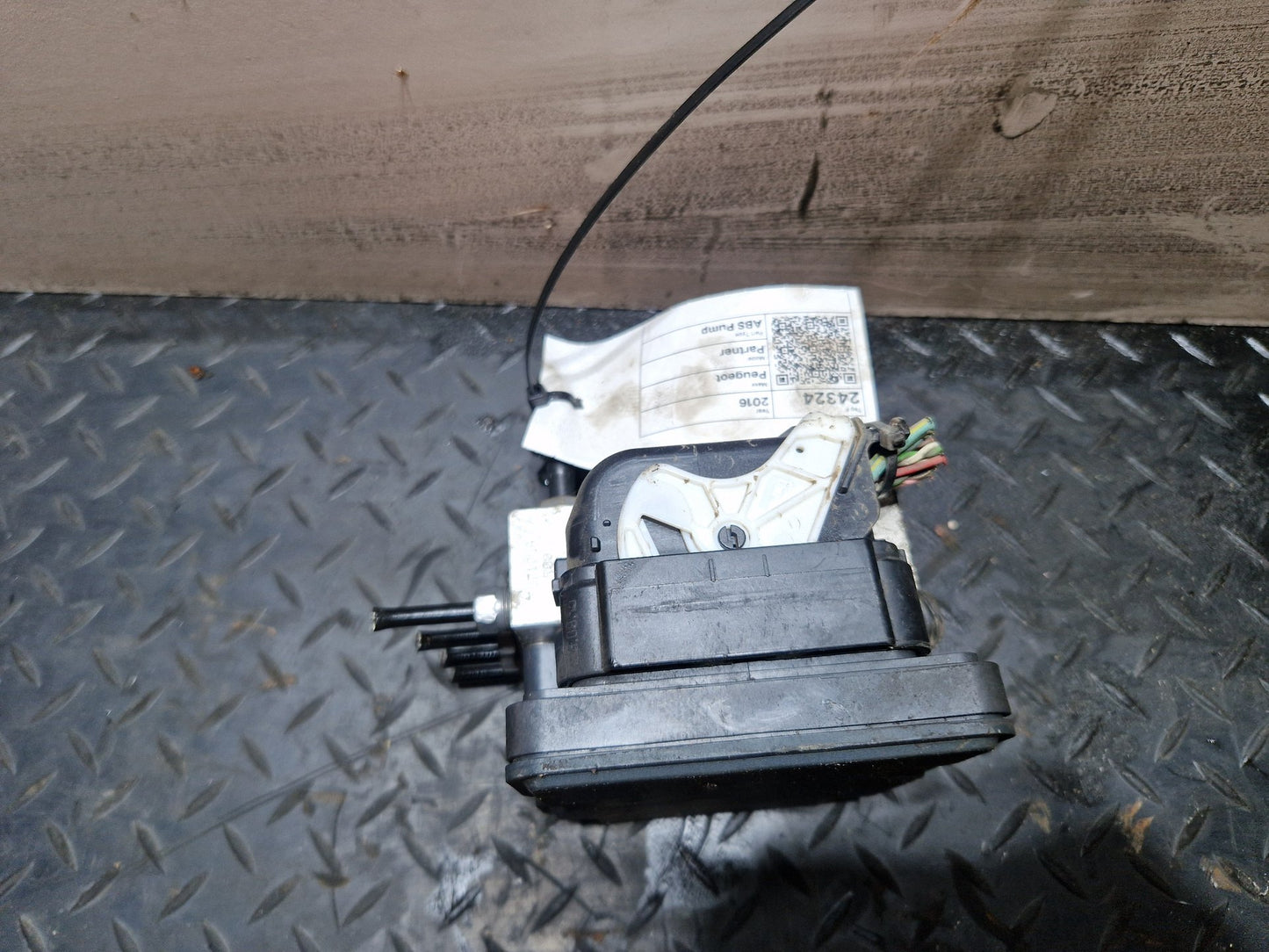 Peugeot Partner B9 Cargo Van Genuine ABS Pump Control Module 9814554480