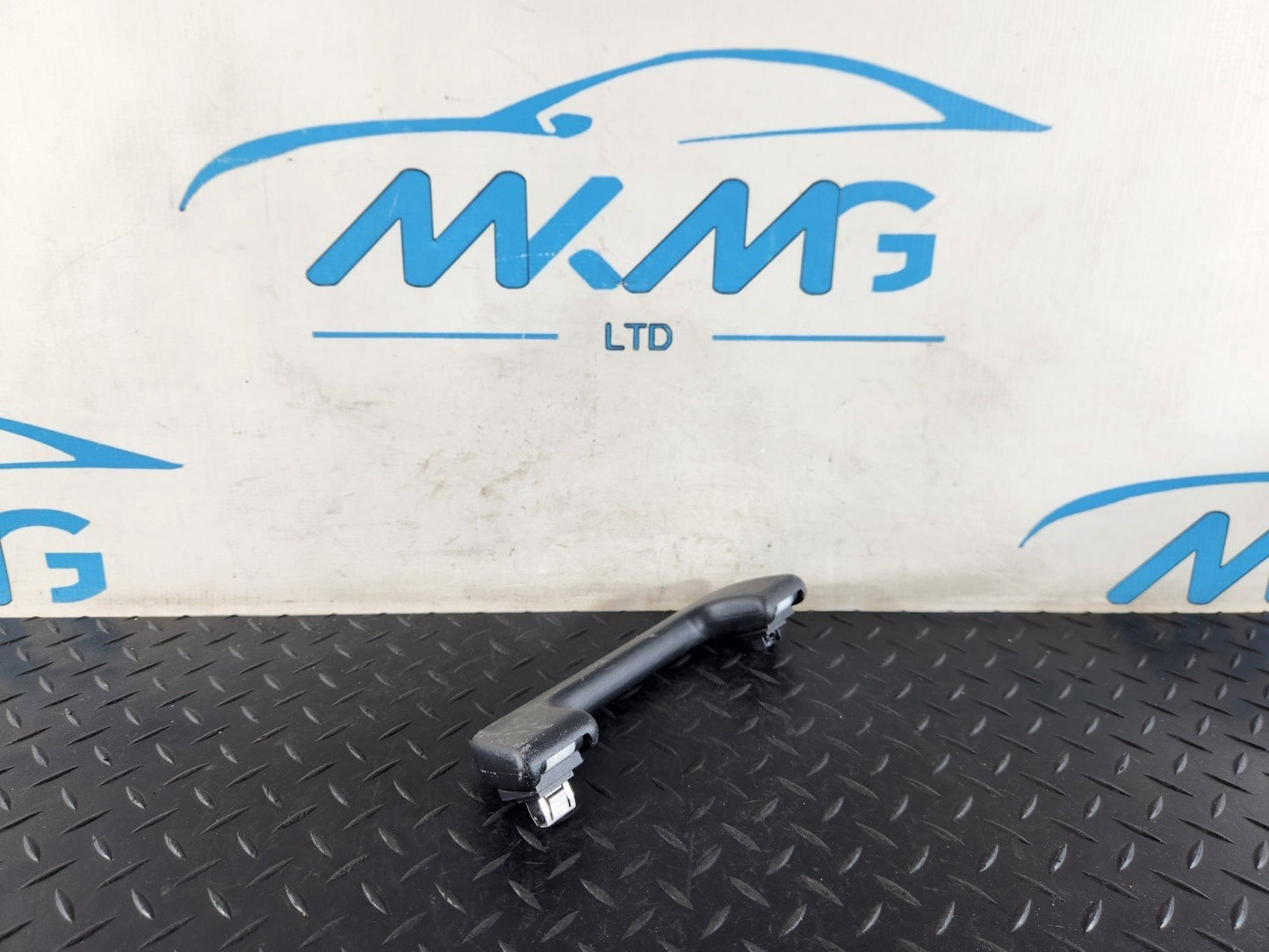Audi Unknown Part Type 4M0857607