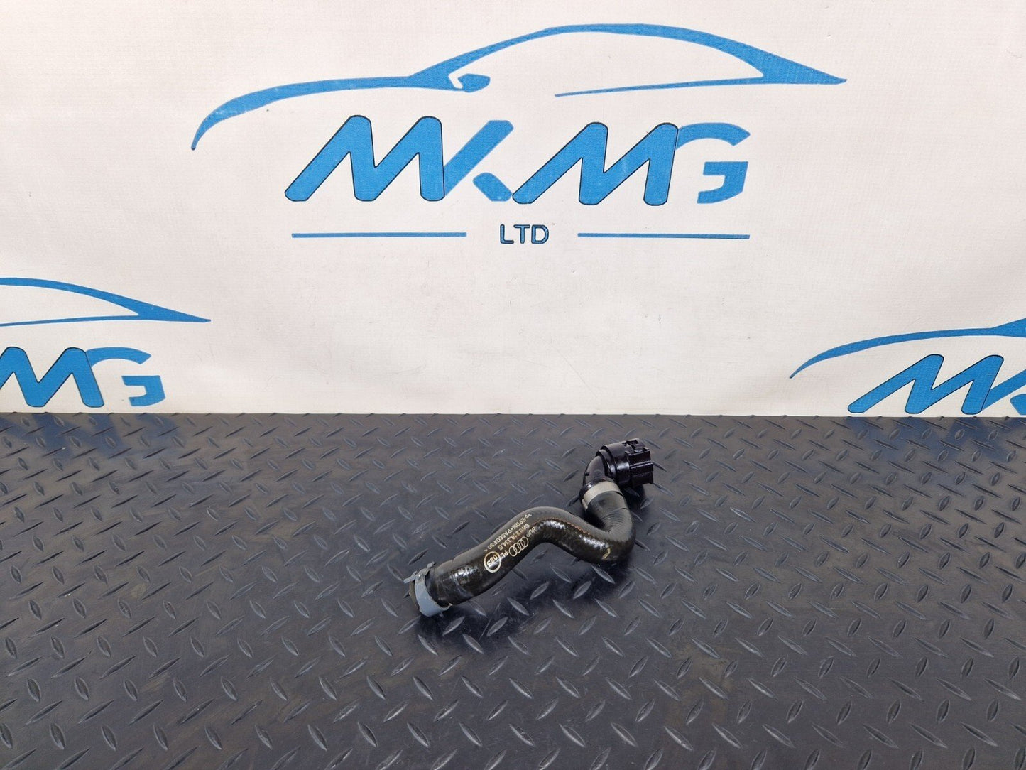 16-19 AUDI A4 B9 GENUINE OEM AIR CON HEATER COOLANT PIPE HOSE 8W0819334G