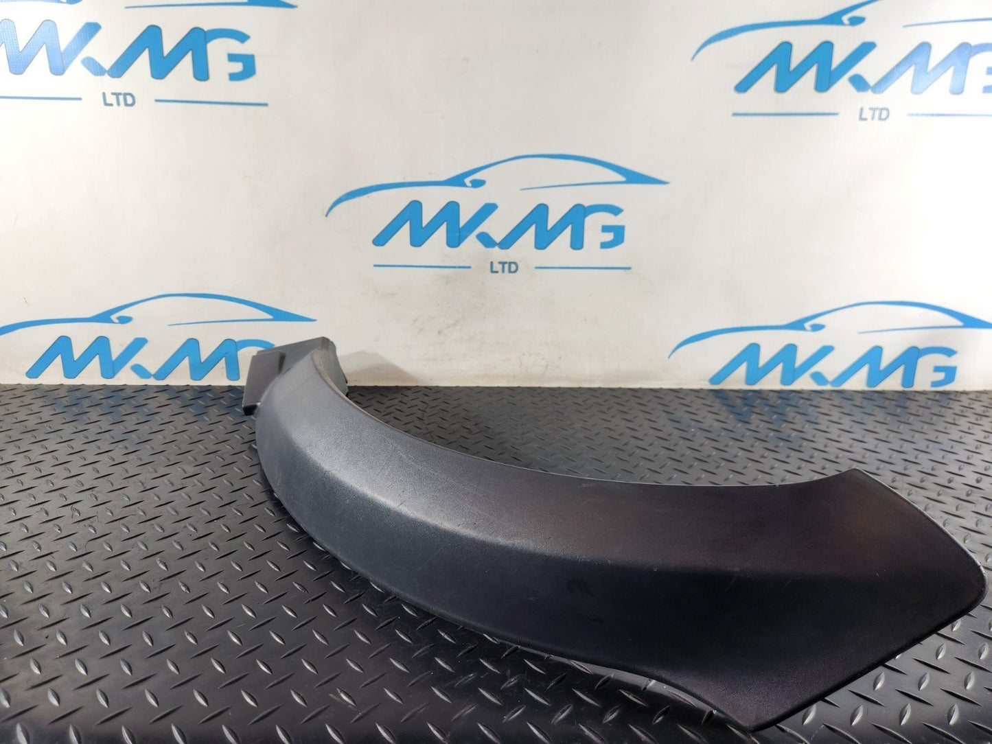 13-23 RANGE ROVER SPORT L494 DRIVER SIDE RIGHT REAR ARCH TRIM DK62-28370-A