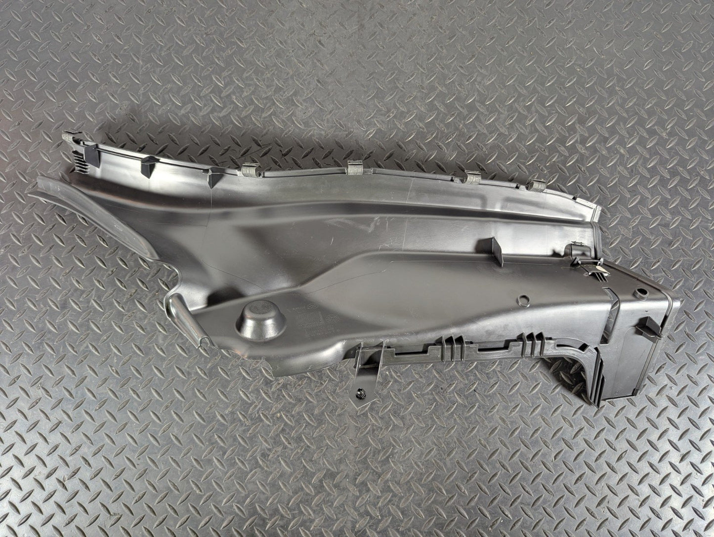 13-19 MERCEDES BENZ CLA C117 REAR LEFT C PILLAR TRIM COVER OEM A1176901125