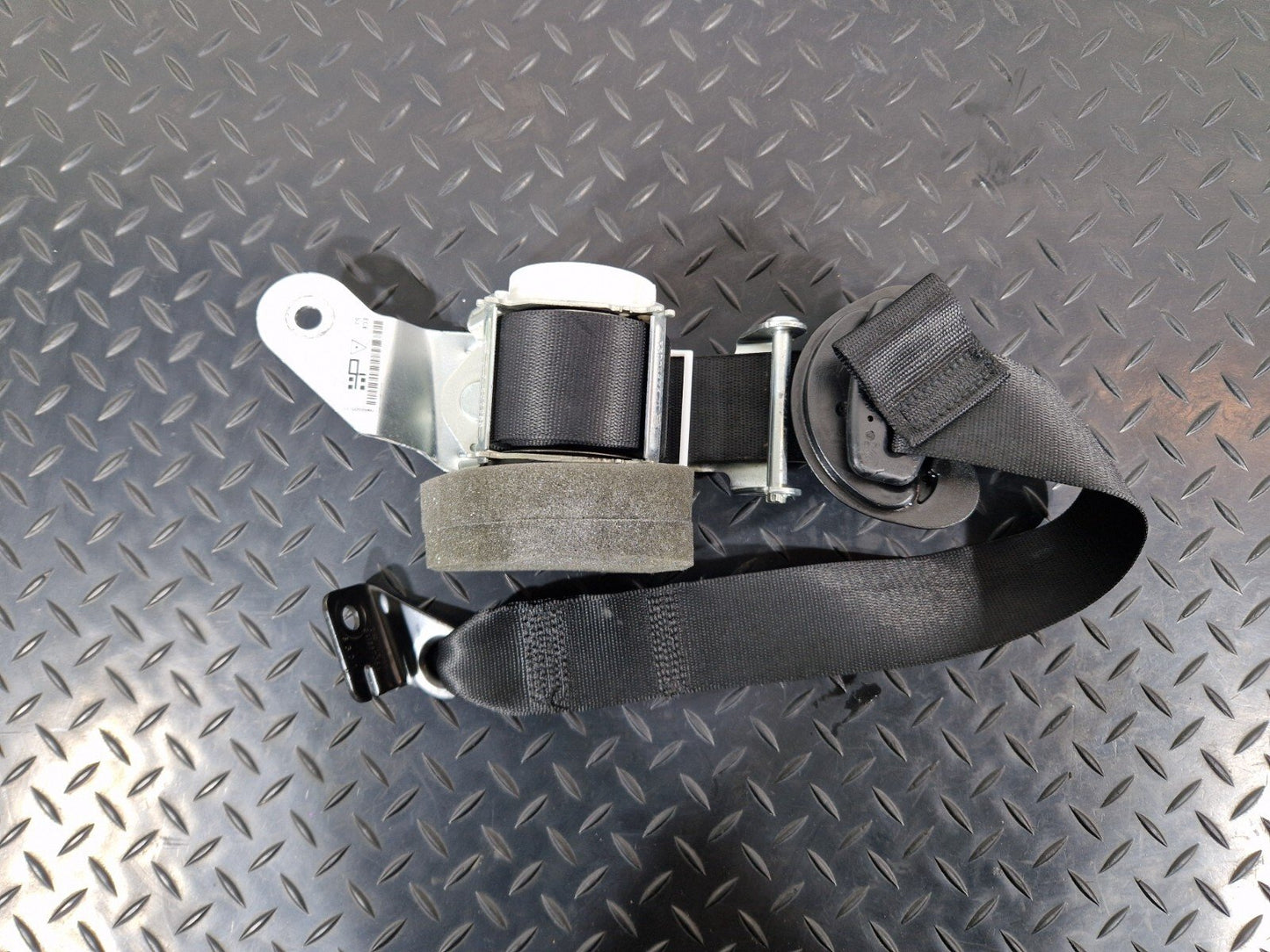 14-21 BMW 2 SERIES GRAN TOURER F45 F46 2RW REAR PASSENGER SIDE SEAT BELT 7332235