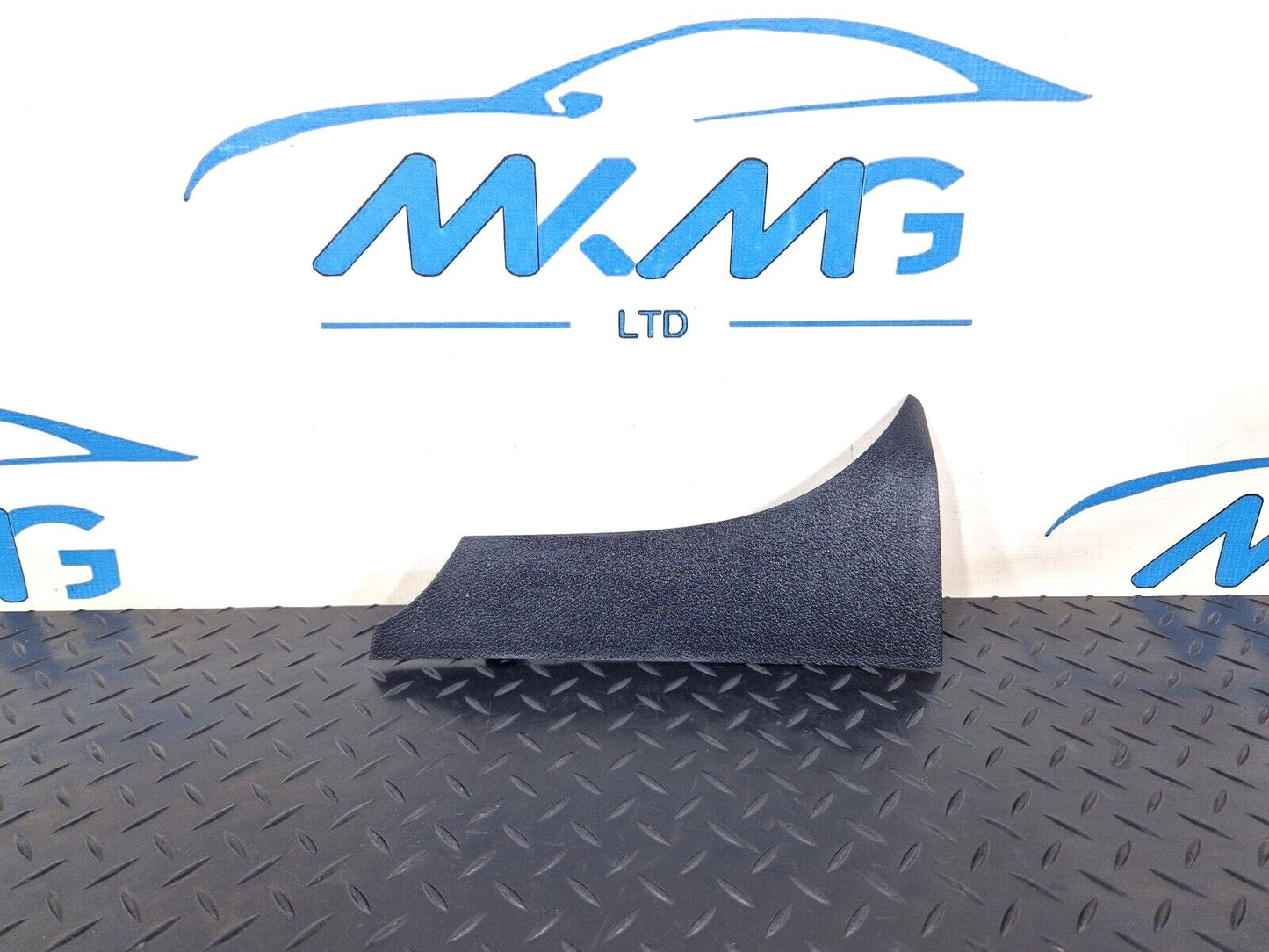 18ON MERCEDES SPRINTER W907 W910 DASHBOARD COVER LEFT N/S LOWER TRIM A9106803000