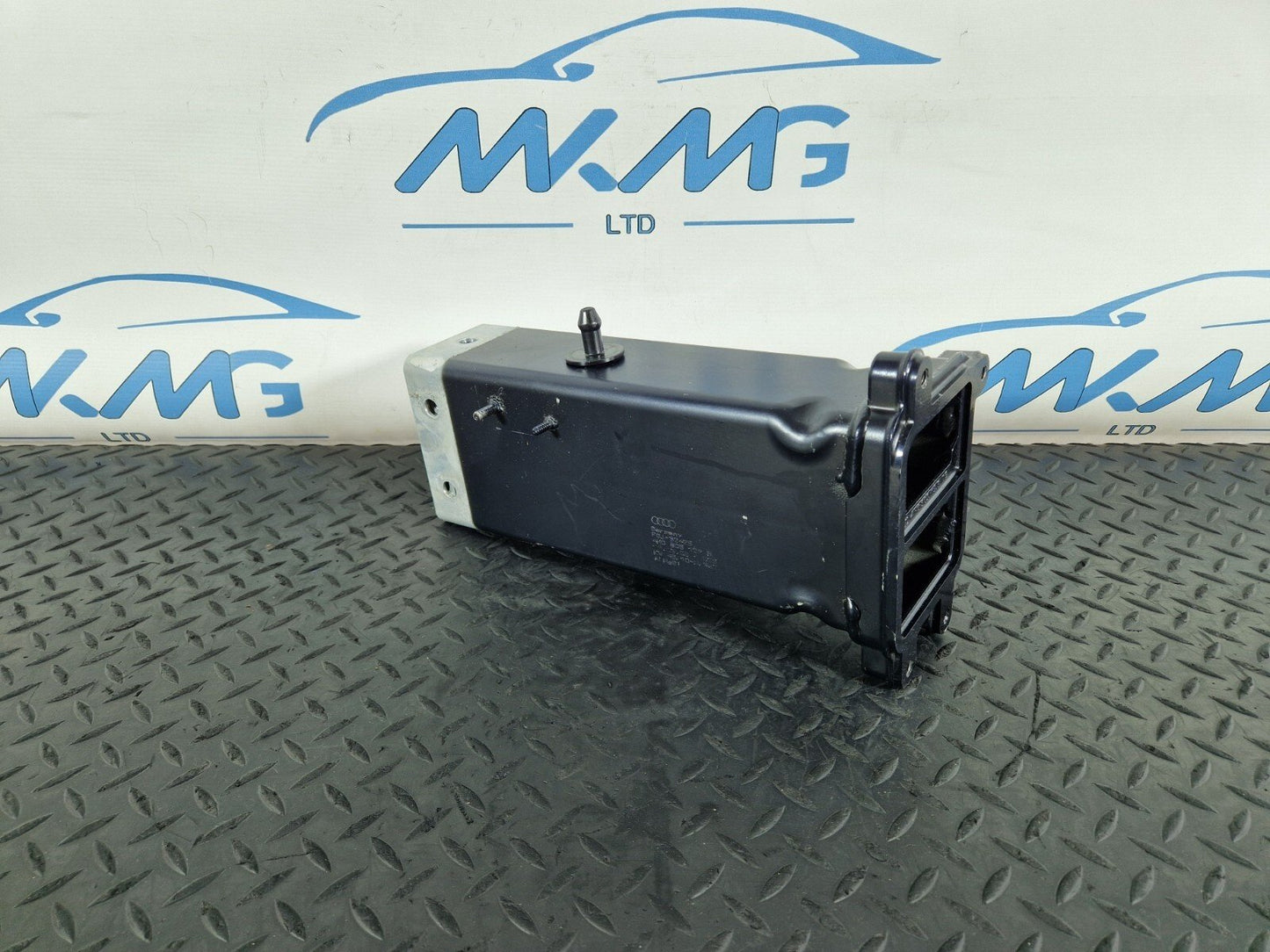 10-17 AUDI A8 4H CRASH IMPACT BEAM BAR CARRIER N/S LEFT 4H0805129B