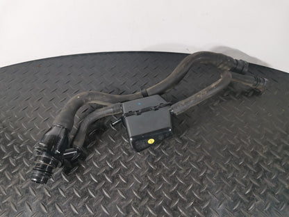16-19 AUDI A4 B9 ESTATE GENUINE V6 3.0TDI ADBLUE TANK FILLING HOSES 8W0131963A