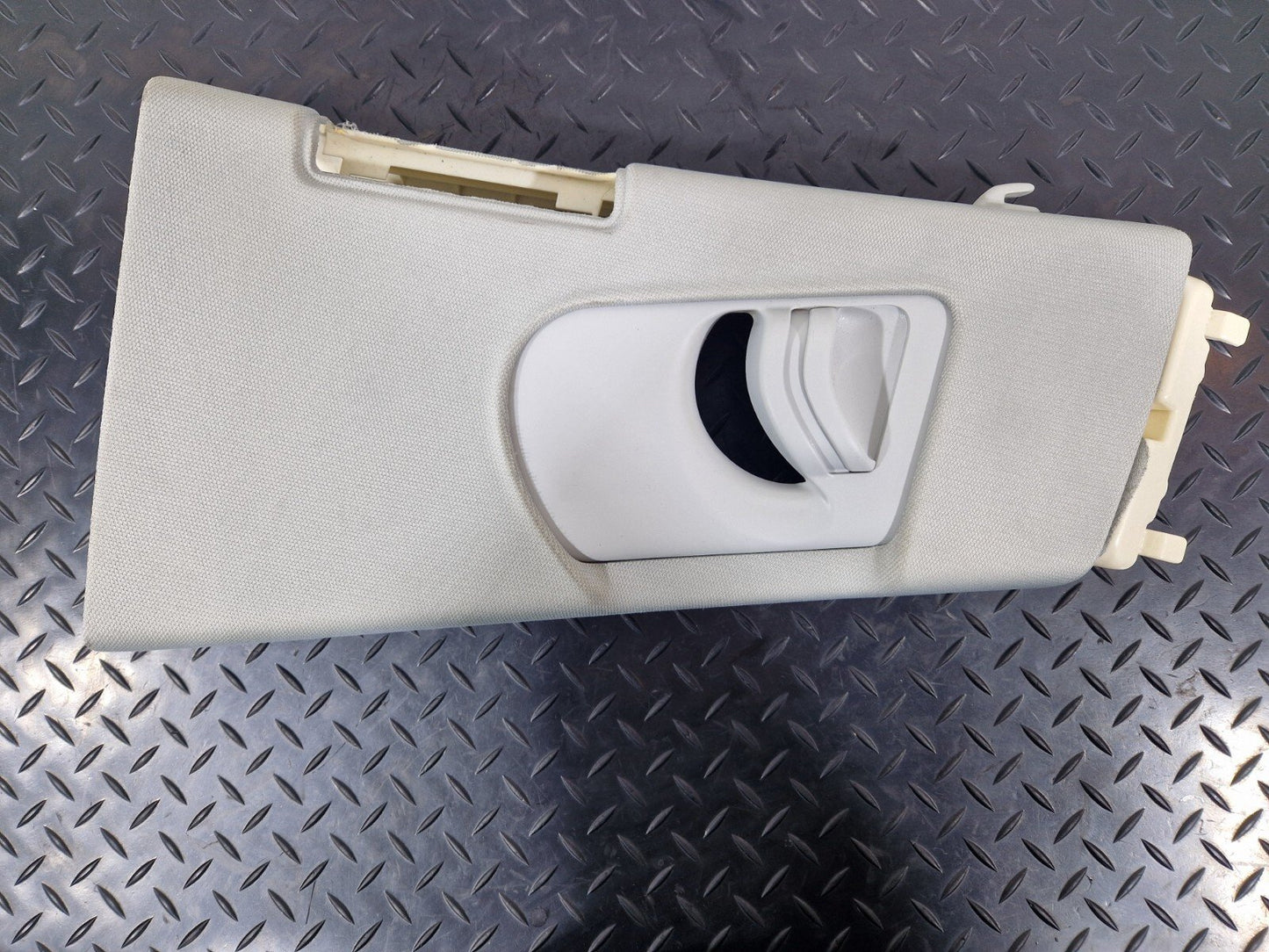 15-18 AUDI A7 4G LEFT PASSENGER SIDE N/S B PILLAR  TRIM 4G0867243A 4G8867293