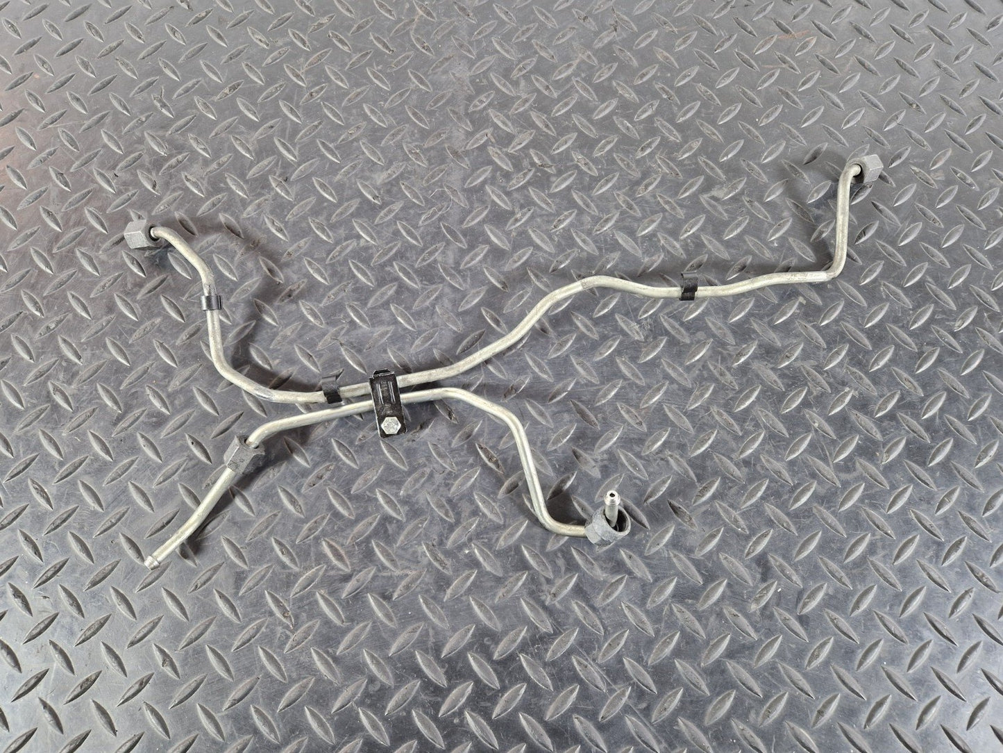 15-18 AUDI A7 4G GENUINE FUEL LINE LINES PIPE 059130401B