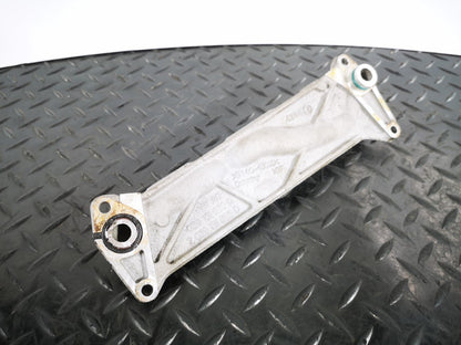 16-19 AUDI A4 B9 S-LINE GENUINE V6 3.0TDI CSW EGR COOLER BRACKET 059131680