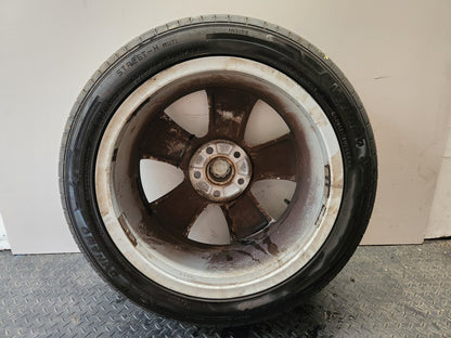 Skoda Yeti MK1 5L 17" Alloy Wheel with Tyre 225/45/17 ~5mm