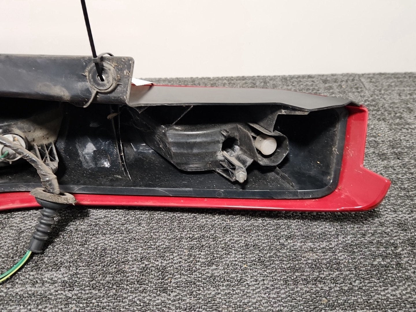 2010 Nissan X-Trail MK2 (T31) Genuine Rear Left N/S Passenger Tail Light