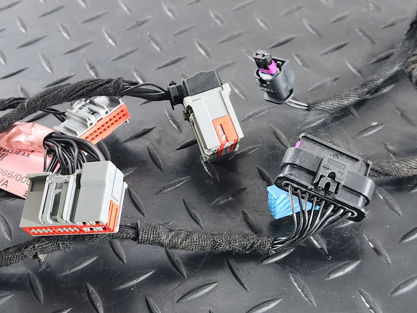 Land Rover Range Rover Evoque L551 SUV Rear Left Door Wiring Loom R8D2-14633-EAA