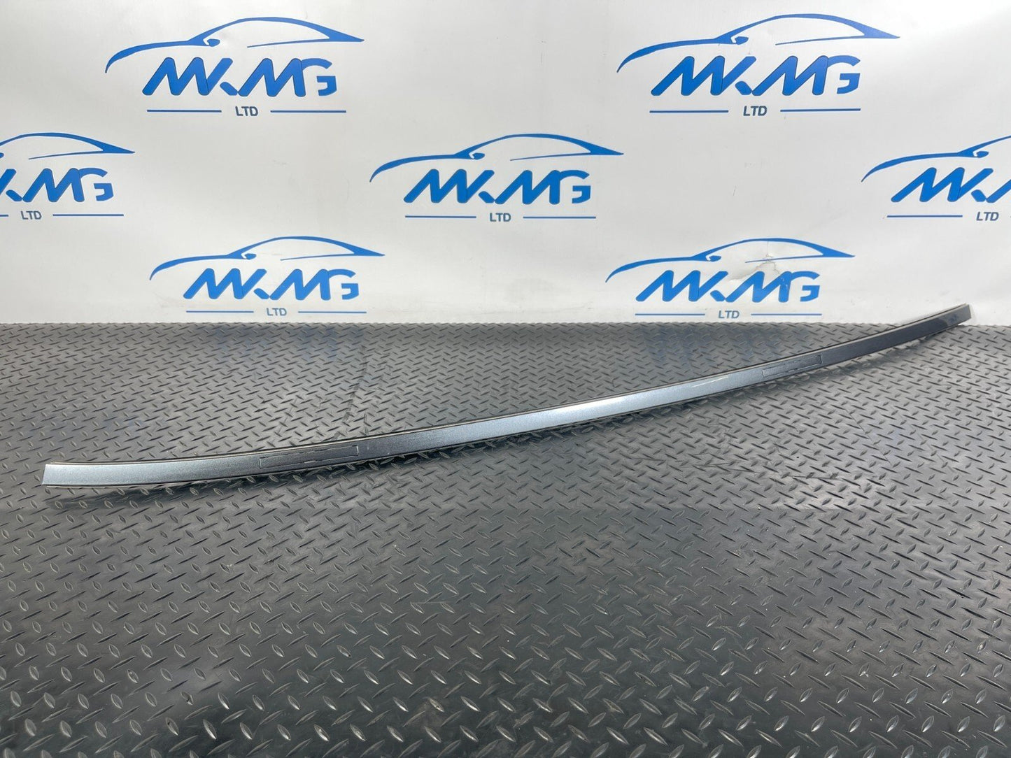 20-ON BMW 2 SERIES M-SPORT F44 GENUINE RIGHT O/S ROOF RAIL TRIM GREY B39 9482062