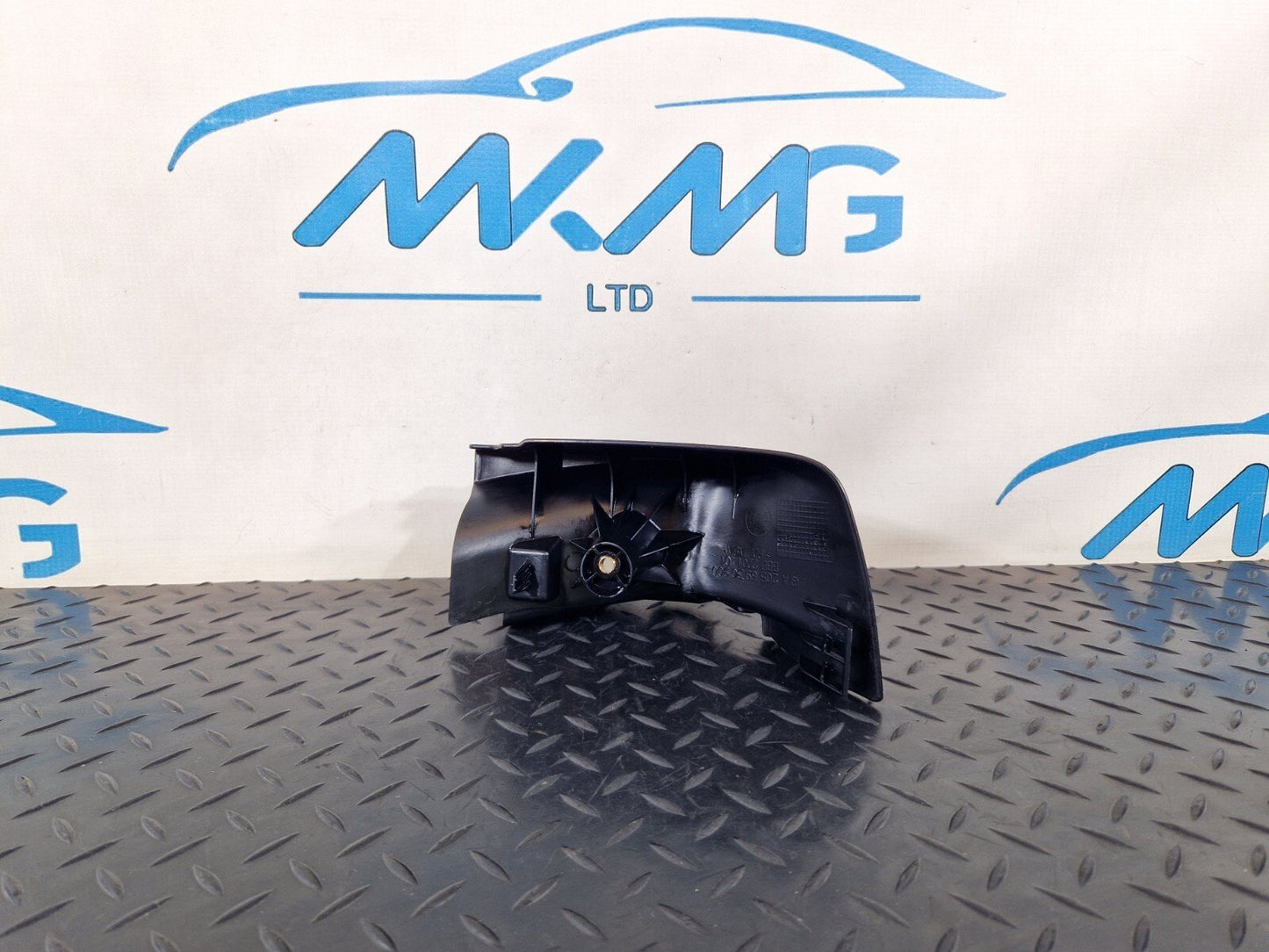 Mercedes-Benz Unknown Part Type A2056930900