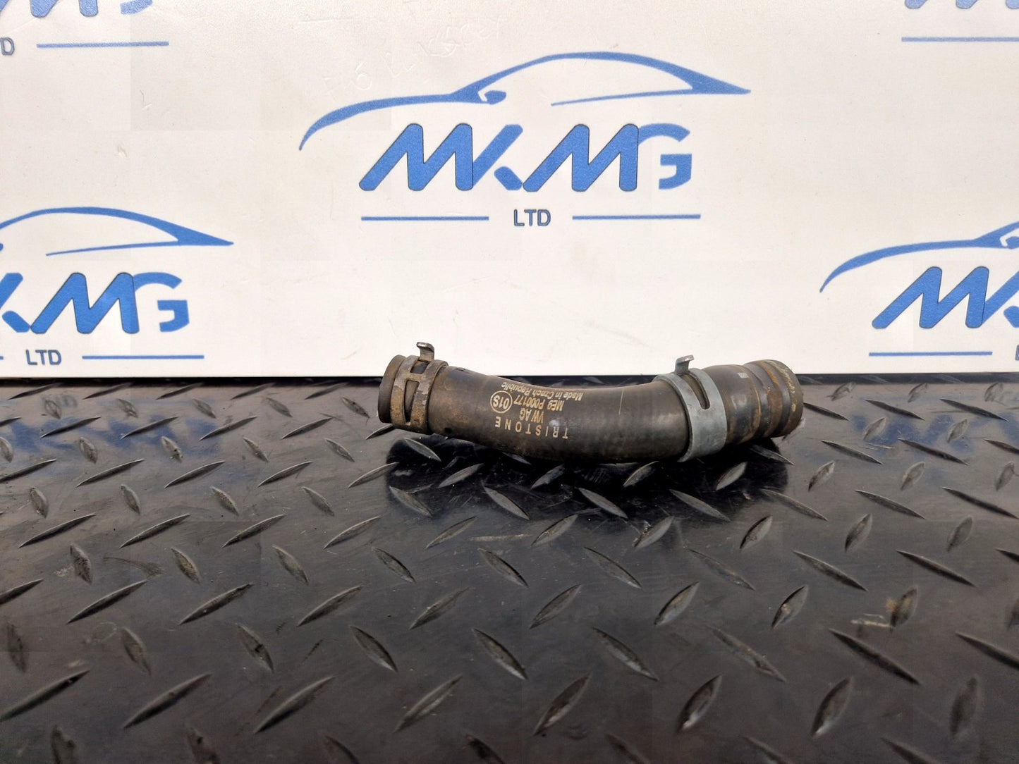 16-19 AUDI A4 B9 2.0TDI DET DIESEL ENGINE WATER COOLANT PIPE ME9 P000177
