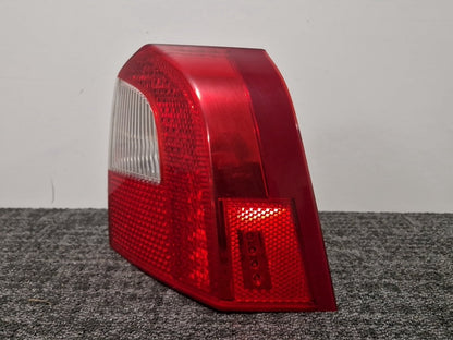 2011 Volvo V70 MK3 - Rear Right Outer Light