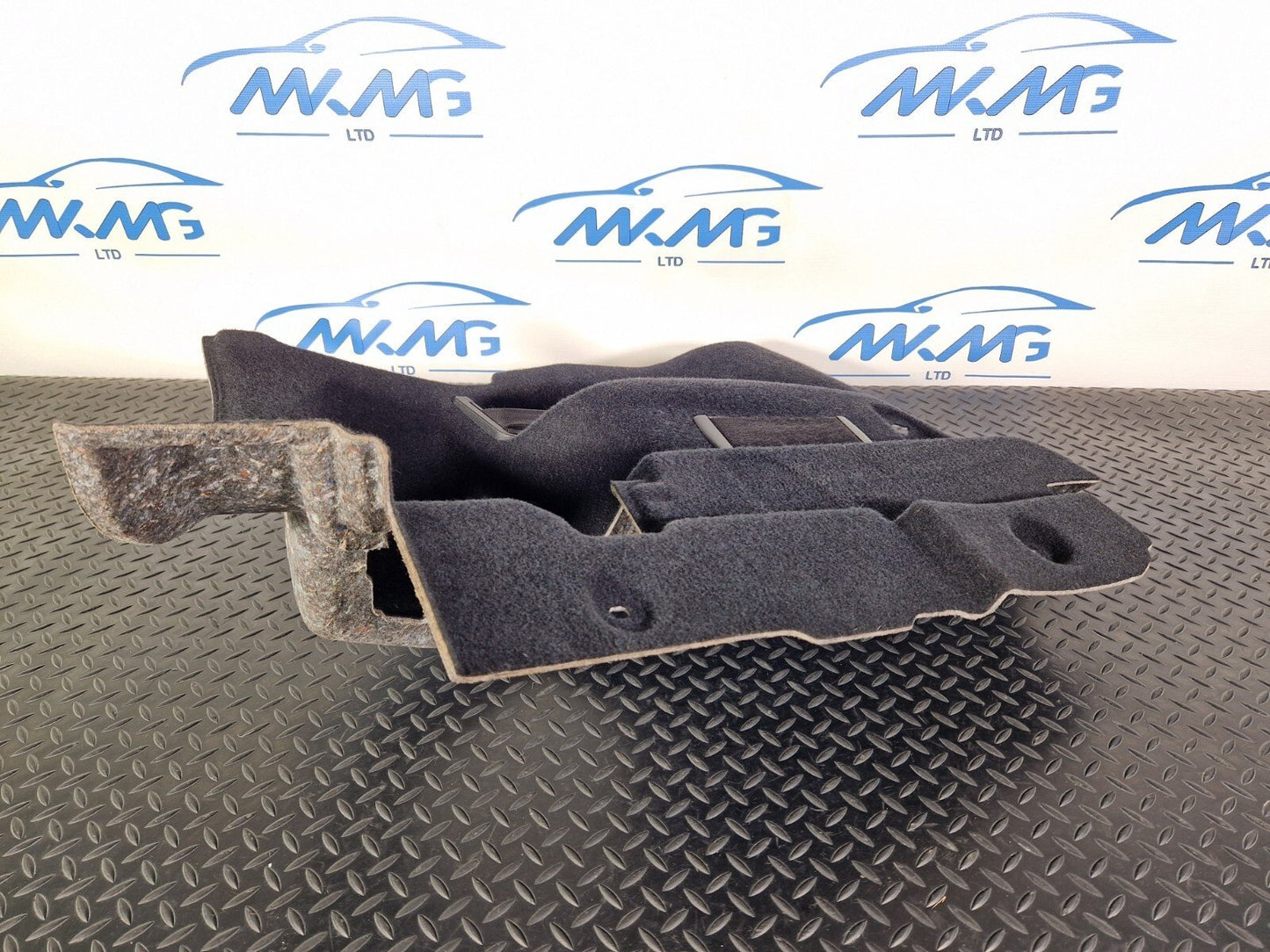 14-21 BMW 2 SERIES 218d GRAN TOURER F46 REAR LEFT N/S TRUNK BOOT SIDE PANEL TRIM