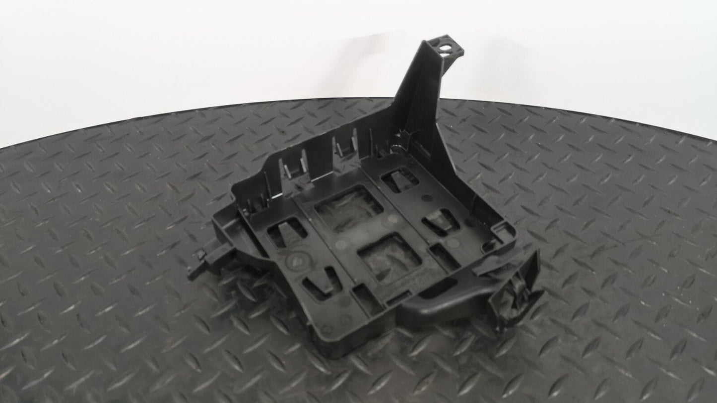 16-19 AUDI A4 B9 S-LINE GENUINE COMFORT CONTROL MODULE BRACKET HOLDER 8W0907368