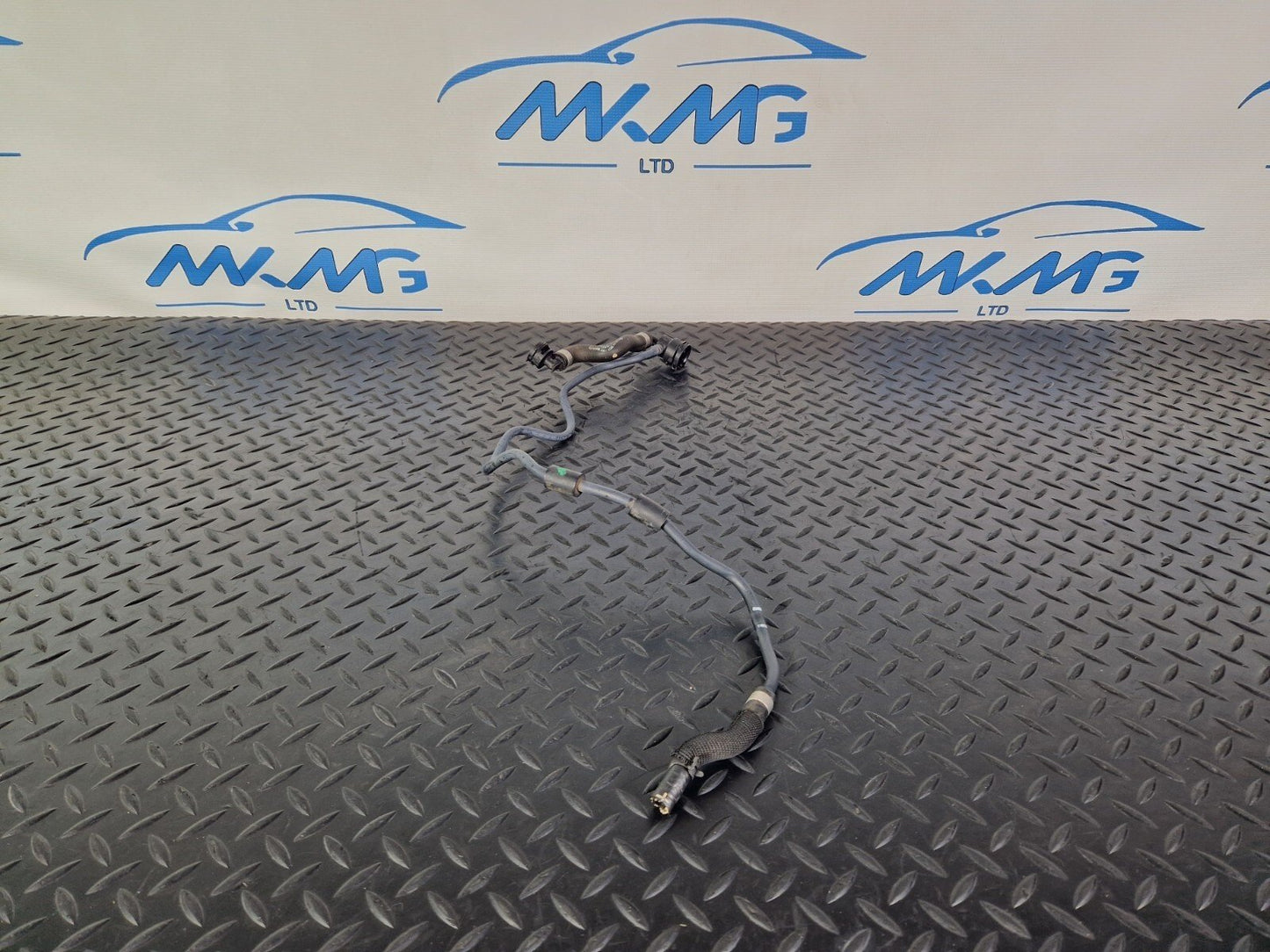 14-21 MERCEDES BENZ W205 WATER COOLING PIPE HOSE LINE A2055012525 A2055012601