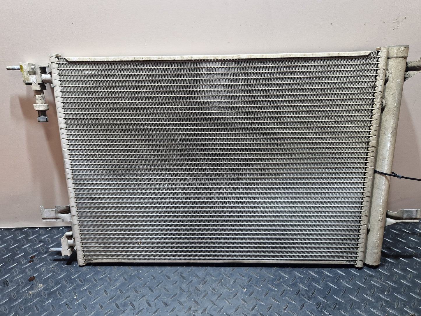 Vauxhall Astra MK6 (J) (A3400) Hatchback Genuine A/C Cooling Radiator 13377762
