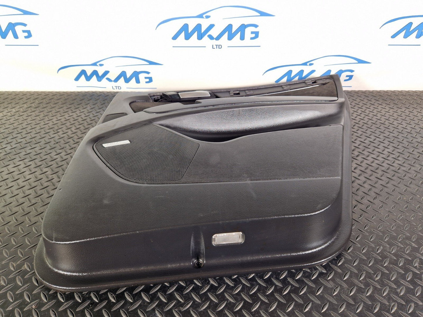 10-15 AUDI Q7 4L GENUINE OEM REAR RIGHT SIDE DOOR CARD 4L0867306B