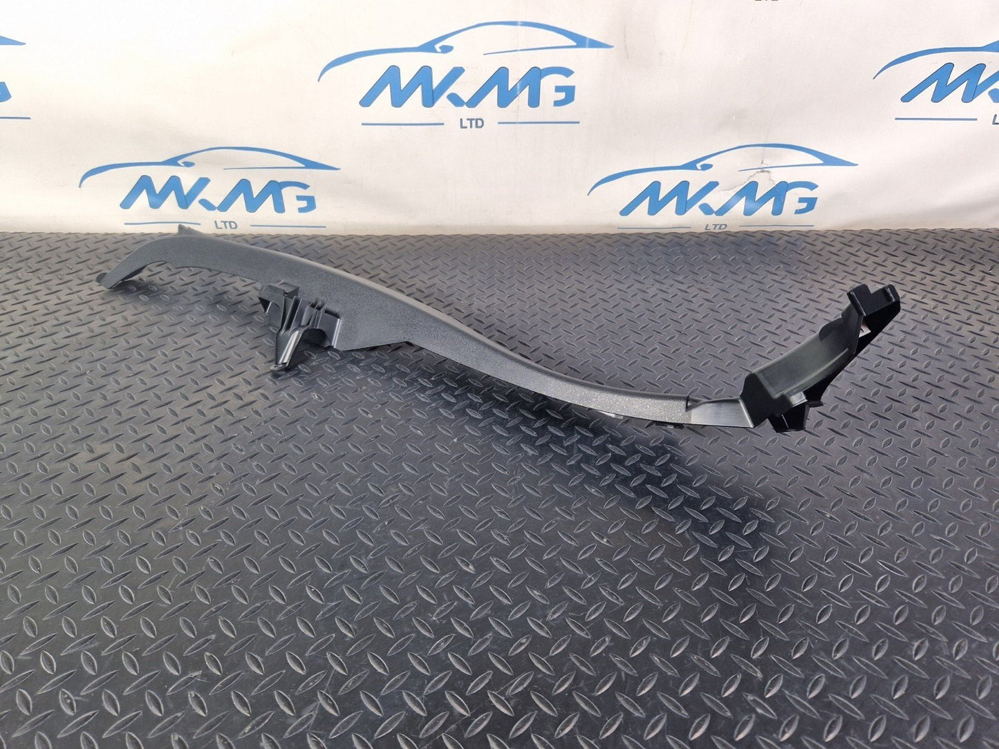 14-21 MERCEDES C200 W205 GENUINE REAR LEFT BLACK C PILLAR TRIM A2056903105