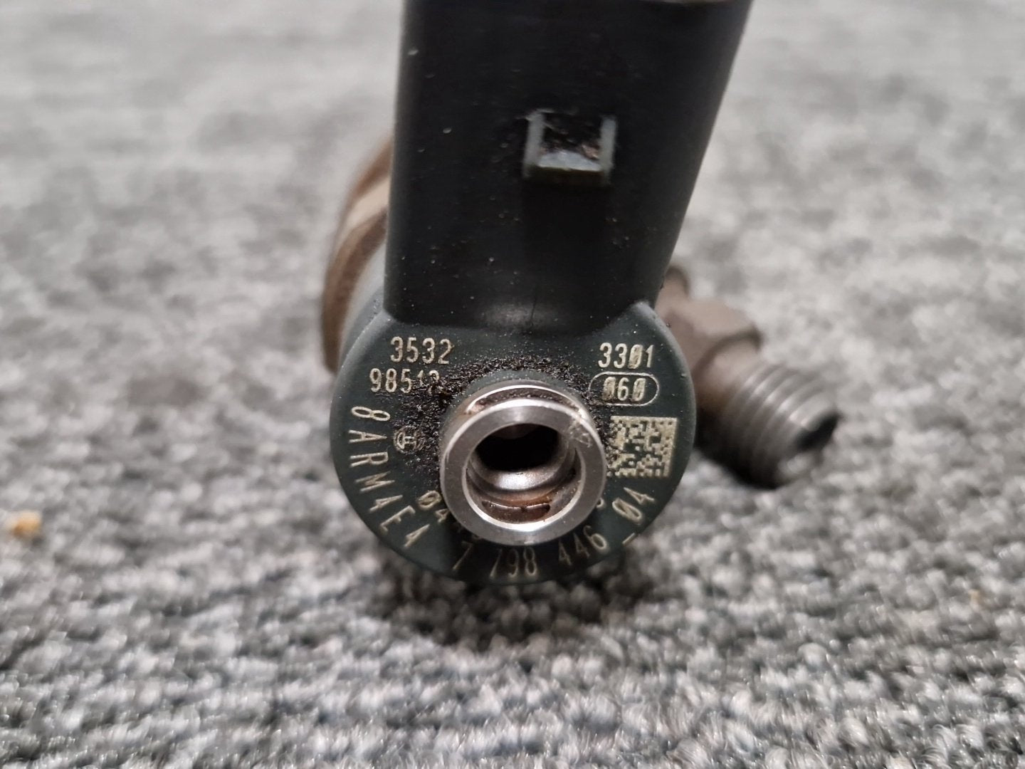 BMW 116d E87 Hatchback 2.0 Diesel Genuine Fuel Injector 779844604