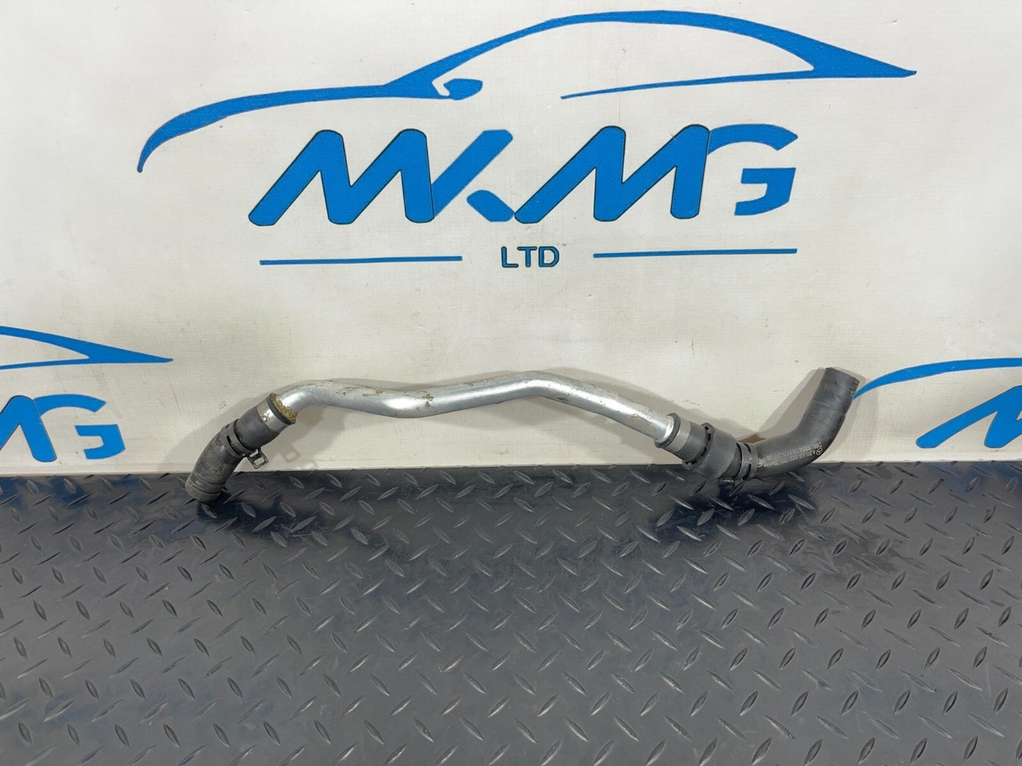 14-21 MERCEDES BENZ C300h W205 GENUINE COOLANT HOSE PIPE A2058303302