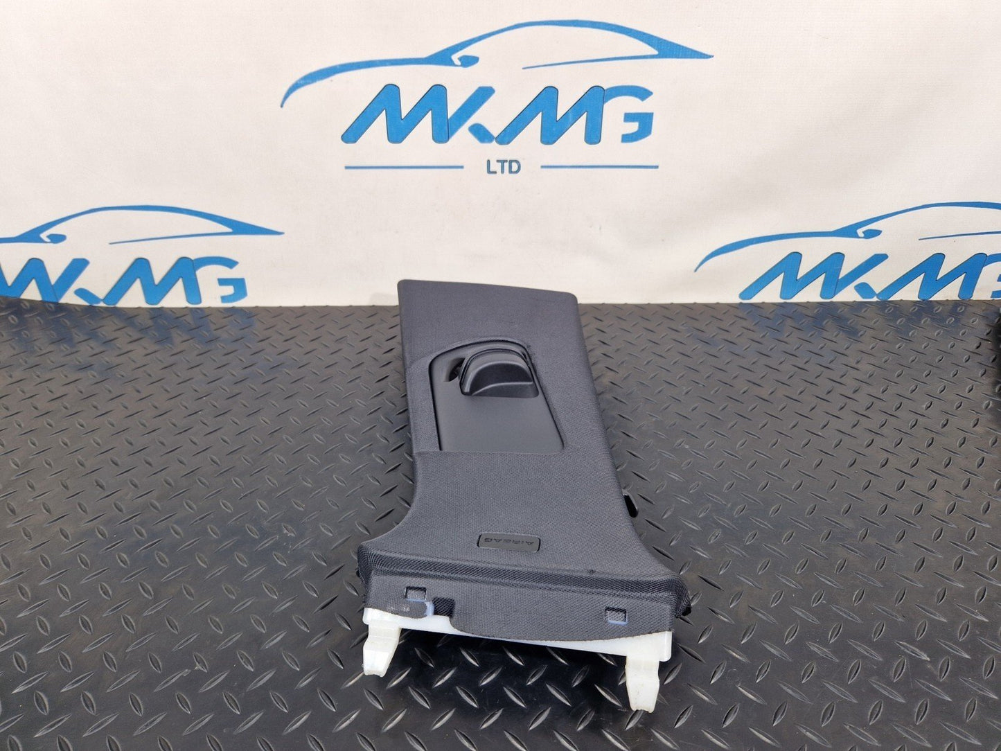 16-19 AUDI A4 AVANT B9 S-LINE LEFT PASSENGER SIDE B-PILLAR TRIM COVER 8W0867243