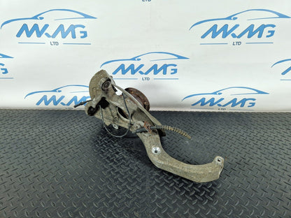 10-13 BMW X5 E70 LCI FRONT RIGHT WHEEL HUB STEERING KNUCKLE 6773784