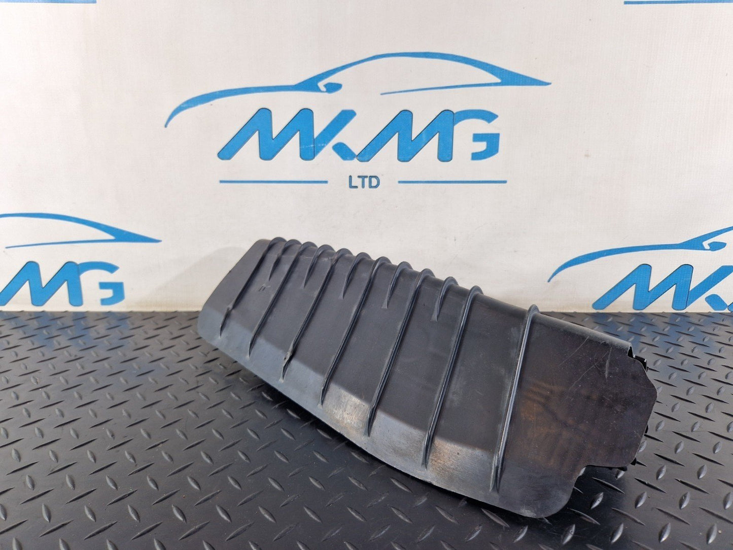 Audi Unknown Part Type 8W0505416E