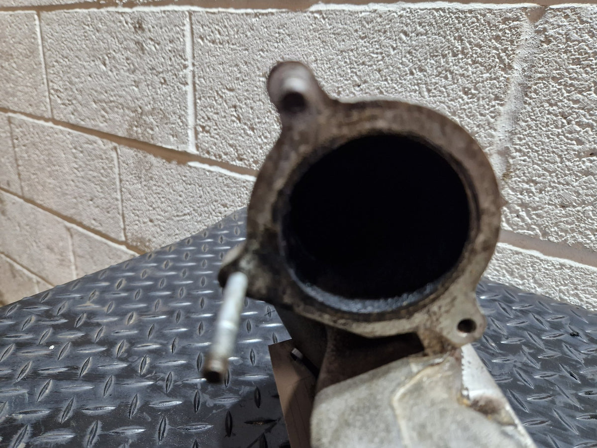 Kia Carens MK2 (UN) Genuine 2L Diesel D4EA Inlet Manifold