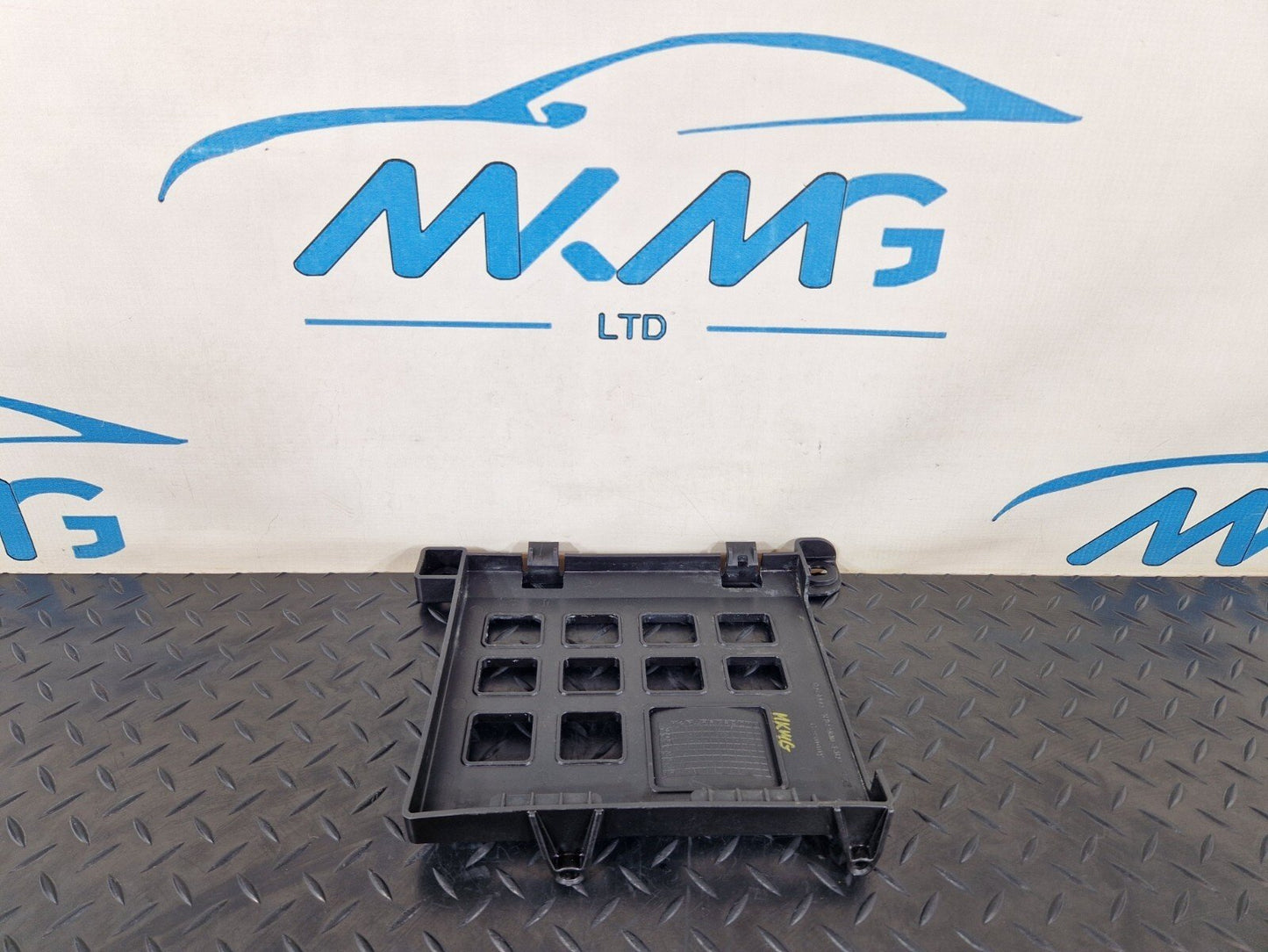 AUDI A8 4H ENGINE CONTROL UNIT BRACKET MOUNT HOLDER 4H0906330E