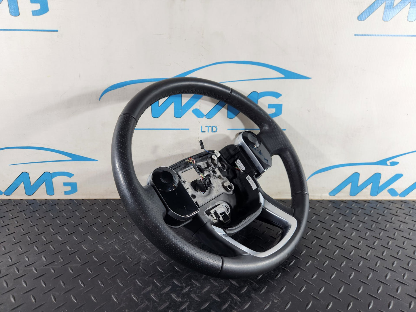 Land Rover Range Rover Evoque L551 SUV Genuine Steering Wheel K8D2-3F563-VB