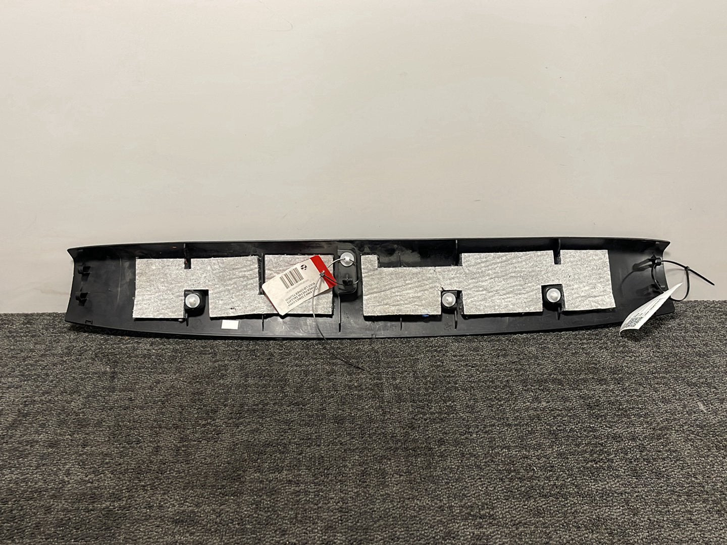 BMW 218i F46 Genuine Upper Tailgate Trim Panel 7318930