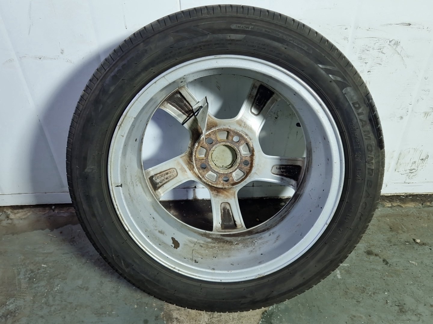 Volvo V70 MK3 17" Alloy Wheel with Tyre 225/50/17 6mm