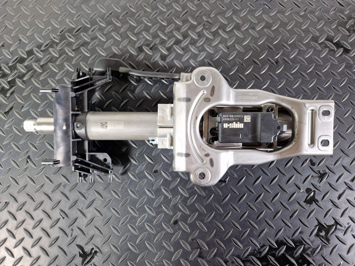 20-24 BMW 1 SERIES F40 GENUINE  STEERING COLUMN 6898226 6899320