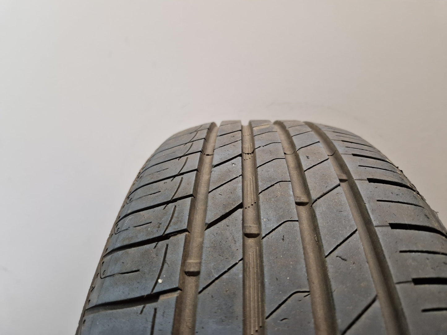 Churchill Tyre 195/55/R16 87V RCB008 Genuine ~6mm Tread