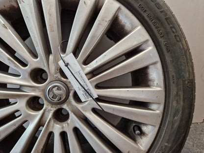 Vauxhall Astra MK6 (J) (A3400) 17" Alloy Wheel with Tyre 215/50/17 ~6mm