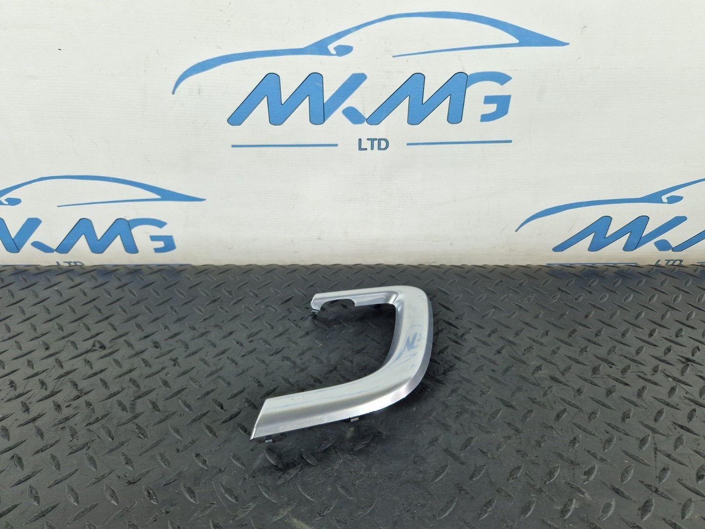 14-19 LAND ROVER L550 GENUINE N/S/F FRONT LEFT DOOR PANEL TRIM FK72237B07A