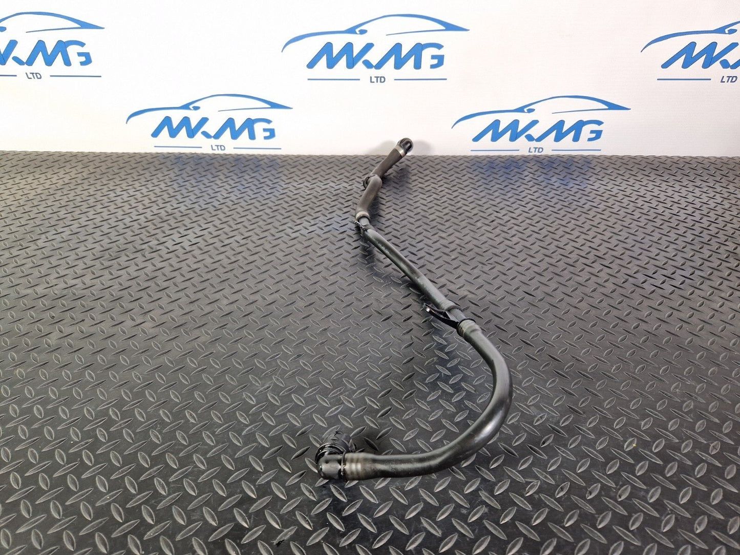14-21 MERCEDES BENZ C220d W205 OEM COOLANT PIPE LINE A2055011891